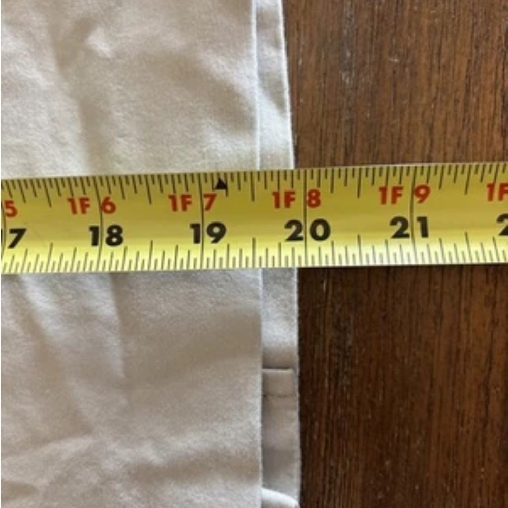 Banana Republic Pencil Skirt Khaki Size 8 Back Zipped Back Slit Knee Length - Picture 3 of 7